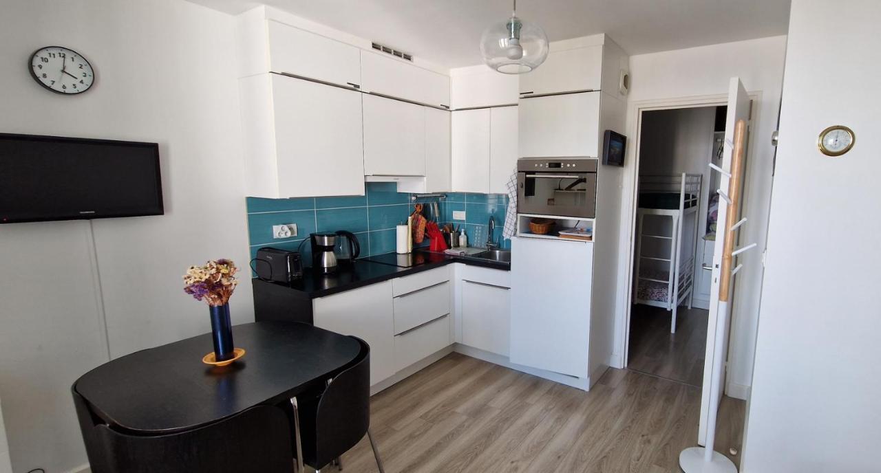 Apartmán La Victoire Granville Exteriér fotografie
