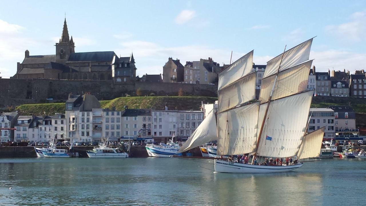 Apartmán La Victoire Granville Exteriér fotografie
